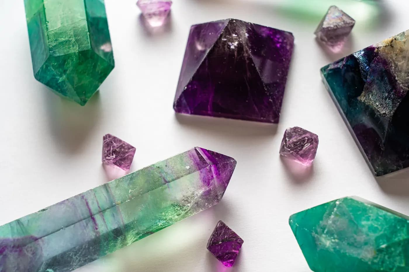 Cómo limpiar y cargar cristales paso a paso — imagen de cristales